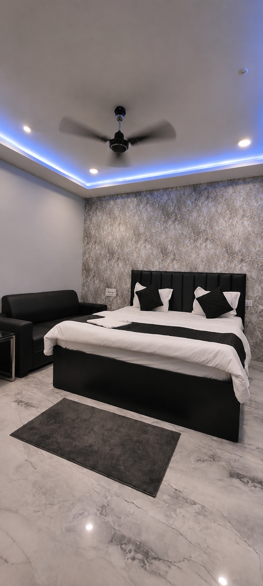 Super Deluxe room, interior detail